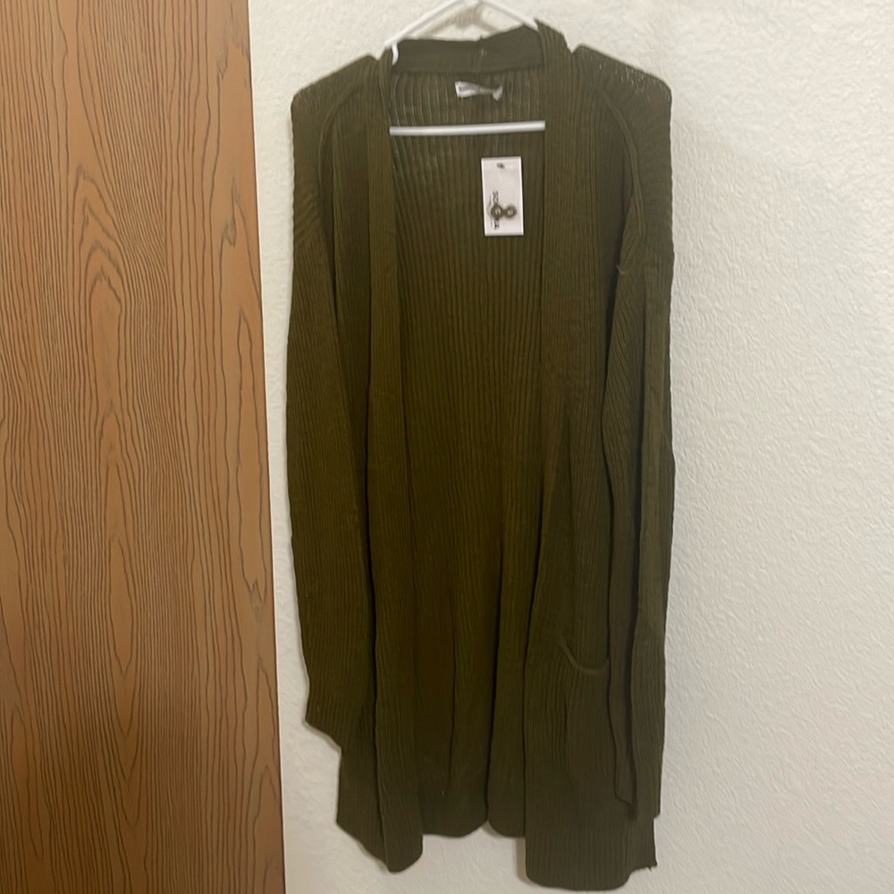 NWT Sonoma Everyday Cardigan in Olive Green- Size Small